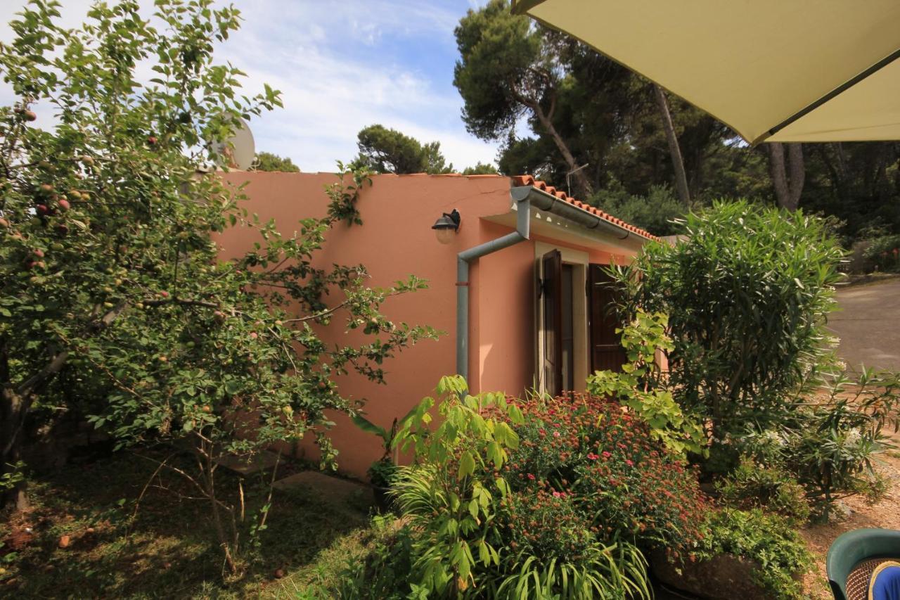 Apartments With A Parking Space Veli Losinj, Losinj - 8029 Екстер'єр фото